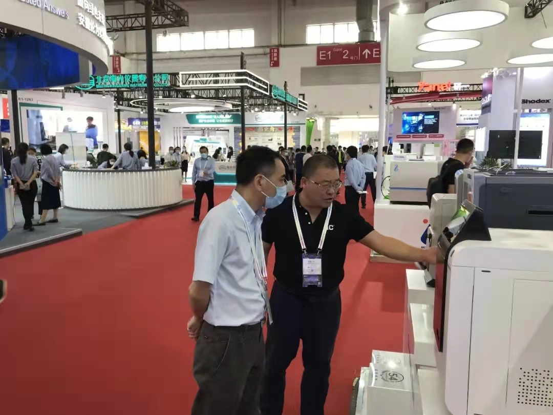 展會現場溝通 展會現場溝通